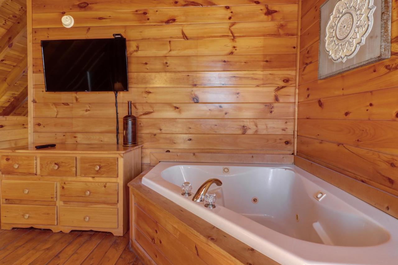 Peaceful Setting Cabin Villa Pigeon Forge Exterior foto